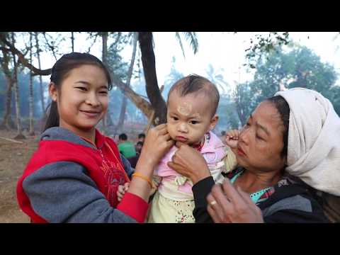 Karen Vlog - Spending last few moments at my village, saying goodbye.
