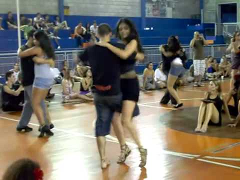 Exame Pé Descalço - Lalá - Preta Av - Abr/2012