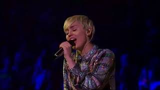 Miley Cyrus - Love Is Like A Butterfly - Live in New Orleans