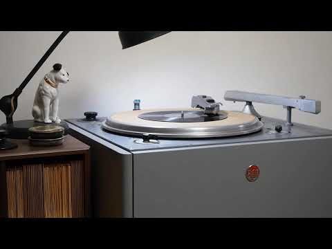 Clarinet High Jinks / Jerry Wald and his Orchestra