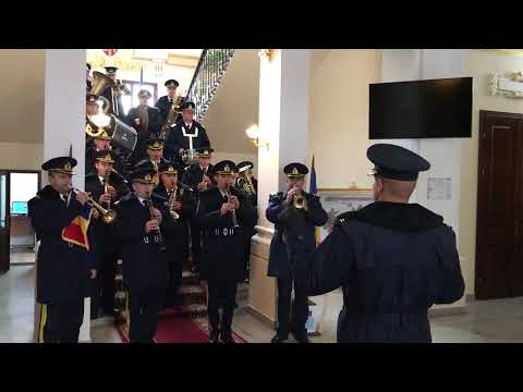 Dorohoi News - Ceremonie militară la Dorohoi (fanfara militara)