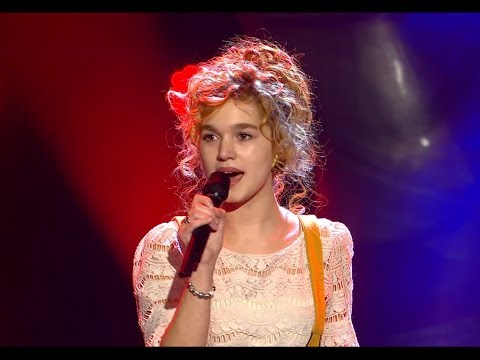 Iandara Brobecker - La Vie En Rose - Blind Audition - The Voice of Switzerland 2013