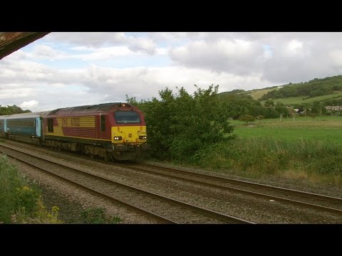 Prestatyn 4.8.2015 - DBS 67022 on Manchester Piccadilly WAG loco service
