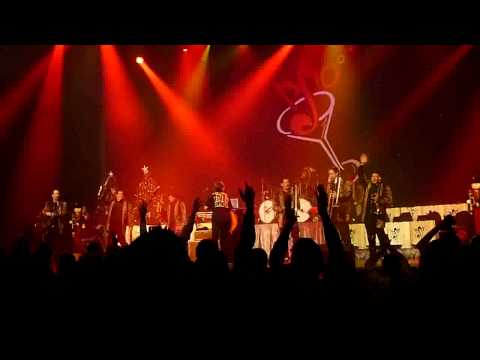 Brian Setzer Orchestra - Jingle Bells