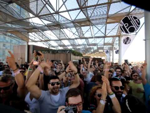 MOBILEE ROOFTOP 2012 - AND.ID LIVE !!