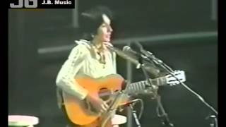 Joan Baez - Blowing In The Wind (Live In Barcelona - Nov 18, 1977)