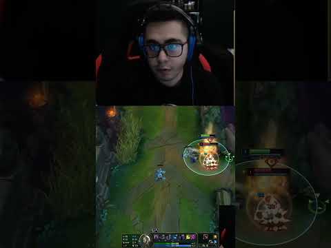 WTF IS RAMMUS DOING?!