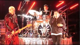 Smashing Pumpkins ft. Chino Moreno - Bodies (live / multi-cam edit)