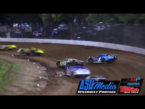 Super Sedans: Darren Kane Flies Around the Highline - Kingaroy Speedway
