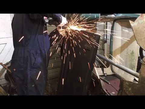 1964 Mk1 Mini Restoration S2 Ep22 - Floor Pan Replacement