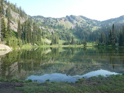 Hike Chinook Pass to Bear Gap, PCT, on Pacific Crest Trail, Washington