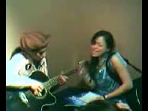 Amy Winehouse and Ilana Lorraine Rare Footage Backstage at Jazz Cafe 2004