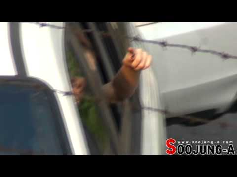 [110515] krystal - Outside of Inkigayo