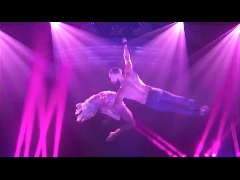 ‘Sabrage’: The new production bringing aerial acrobatics, comedy and cabaret to London (UK)