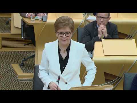 Nicola Sturgeon slates Anas Sarwar for failing to do his 'basic homework'