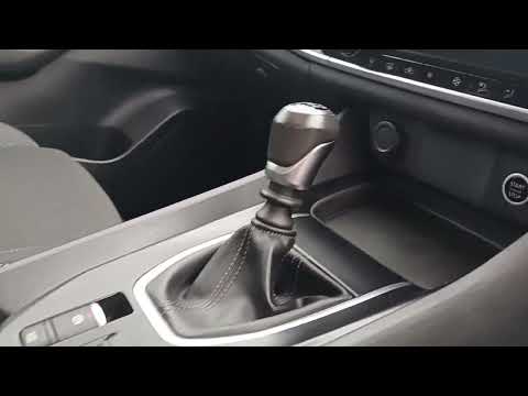 Nissan Qashqai 1.3 PET MILD HYBRID SV - Image 2