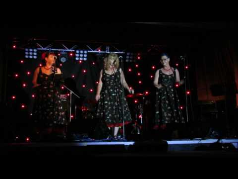 Amitie - The Shoop Shoop Song ( it's in his kiss)    MVI 7390