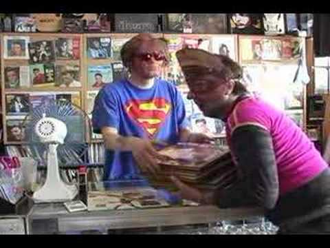 circus devils - Get Me Extra!