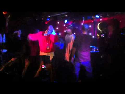 Theo Parrish doing the ODB verse on 'Protect Ya Neck' live