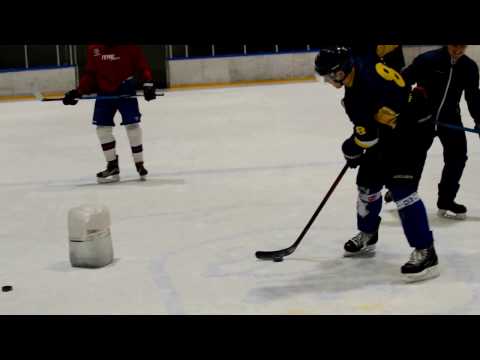 Luka Žvižej trenira s člani HK ECE Celje