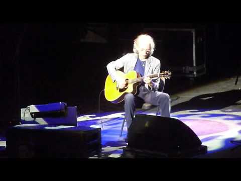Steve Howe's Acoustic  Solo.at Caracas 2010