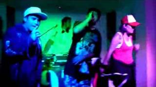 anita tijoux - pie izquierdo feat stailok &amp; bubaseta + veneno feat aerstame.avi