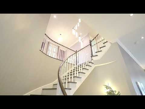 22 Bellotti Crescent, Ajax, ON