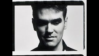 Morrissey - Angel, Angel, Down We Go Together (paroles Anglais / Français)