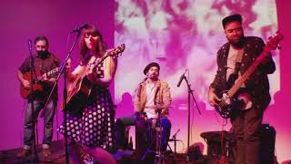 Alih Jey blows away the audience at Civic Studios. 10.21.17