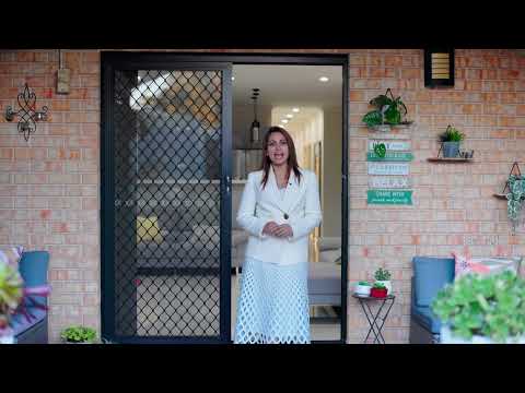 54 Pelargonium Crescent, Macquarie Fields, NSW 2564, 5 chambres, 3 salles de bain, House