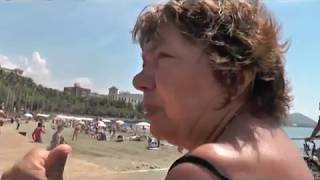 spiaggia-salerno-fate-qualcosa-qui-l-acqua-puzza-di-fogna