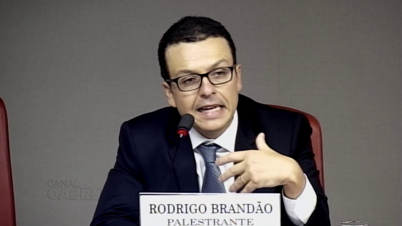 Constitucionalismo, neoconstitucionalismo e transconstitucionalismo