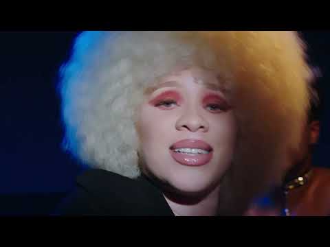 Pretty Porcelain - Feisty (Official Music Video)