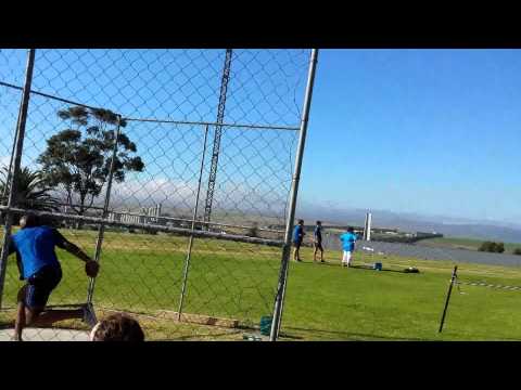 15 Year old boy almost breaking the discus record