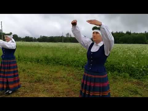 Dedziet gaišu Jāņuguni