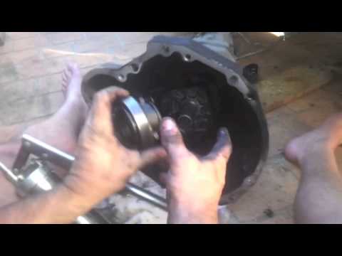 Nissan Skyline R34 25GT Clutch replacement