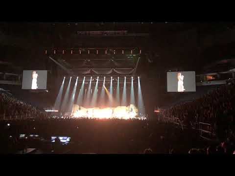 download lagu mp3 mp4 Florence And The Machine Minneapolis, download lagu Florence And The Machine Minneapolis gratis, unduh video klip Florence And The Machine Minneapolis