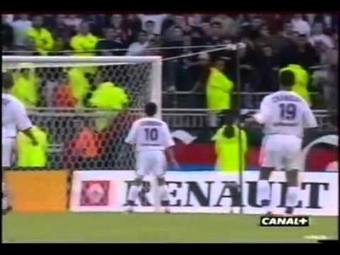 Résumé, Olympique Lyonnais-Sedan, 2002-2003