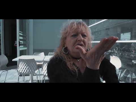 Gianni Doria & Maria Doria - E NA BUGIA (Video Ufficiale)