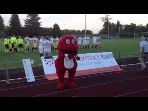 90 minuti di solidarietà...La partita del cuore!