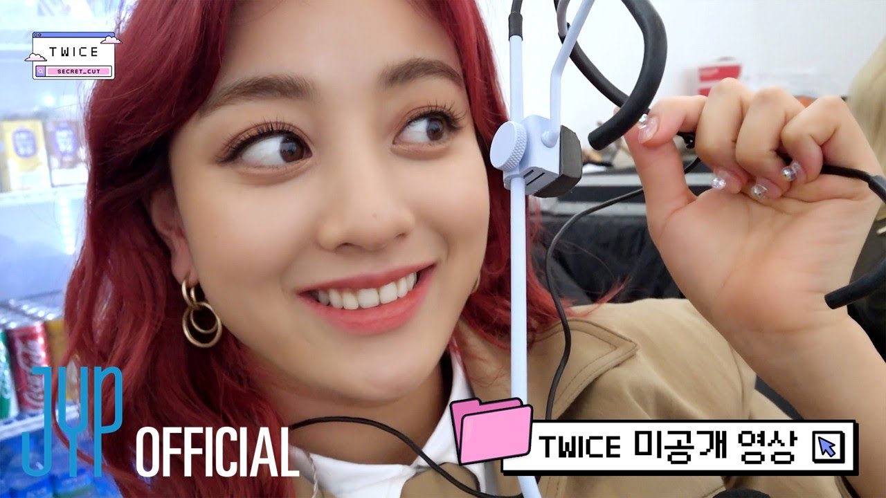 [📂Secret Cut] 27_Zyo PD on online concert day.mp4 ⏵TWICE : World in A Day