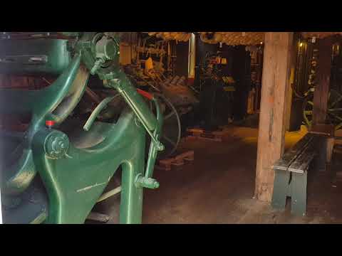 A quick look in the steam clog factory marken