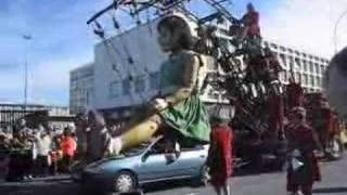 2. Little Girl Giant-Pequeña Gigante-Risessa 11th of May2007