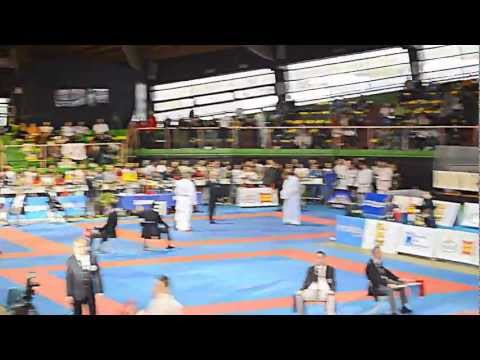 Lorenzo Panaro vs Stefano Maniscalco -  Campionato Italiano Karate 2013 -  categoria +90 kg dfref