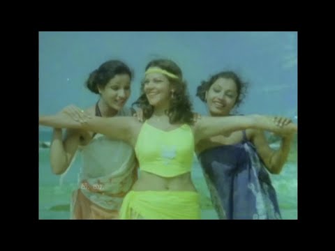 Mal Pokurak Pipila | මල් පොකුරක් පිපීලා | Peralikarayo (1986)