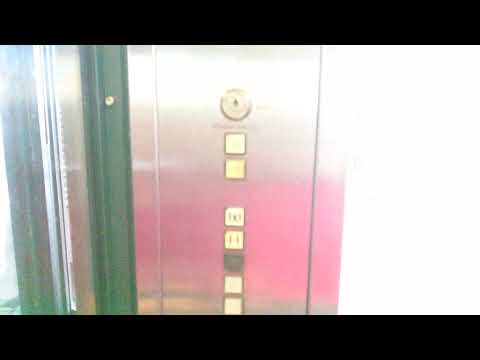 Aufzug Hans Schweizer Bushaltestelle Metalli/Bahnhof