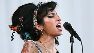 Video thumbnail of "Amy Winehouse - Wake Up Alone"