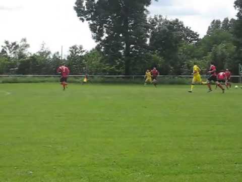 LKS Ochaby 96   Wyzwolenie Simoradz 19 06 2011 Fragment meczu cz3