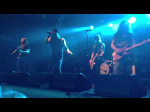 Skid Row In A Darkened Room Live 2013