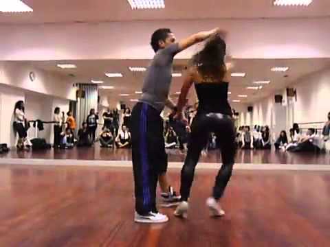 Lezione intermedio JOHNNY VAZQUEZ DANCE SCHOOL